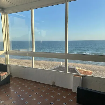 Apartamento A La Orilla Del Mar