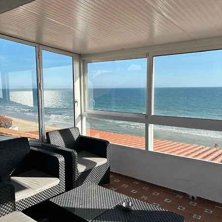 Apartamento A La Orilla Del Mar