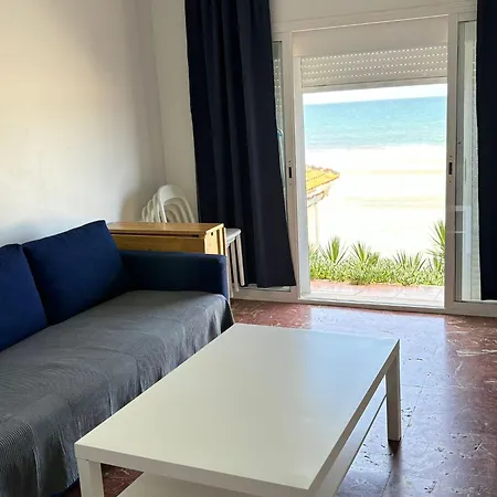 Apartamento A La Orilla Del Mar *