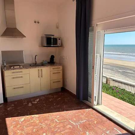 Apartamento A La Orilla Del Mar *