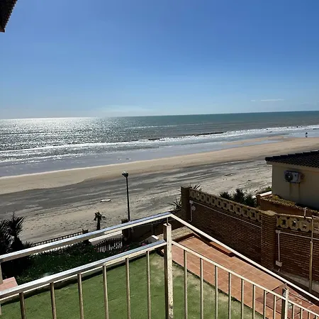 A La Orilla Del Mar Apartamento *
