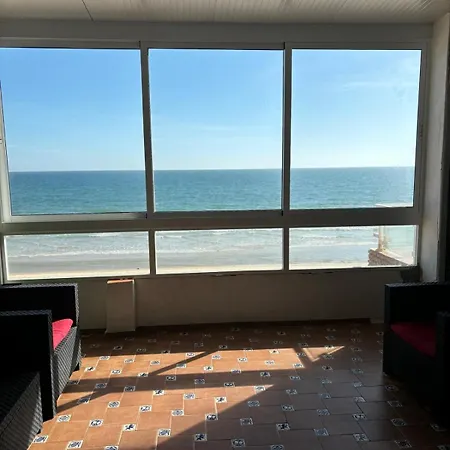 A La Orilla Del Mar *